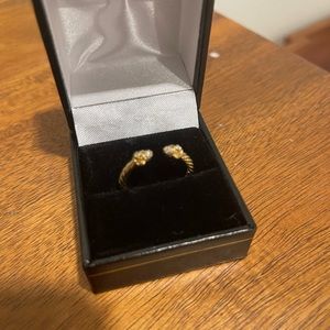 David yurman Renaissance ring 7.25 size 18k gold